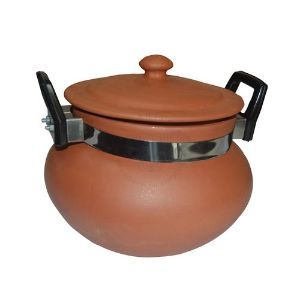 Clay Daal Handi Flat With Handle